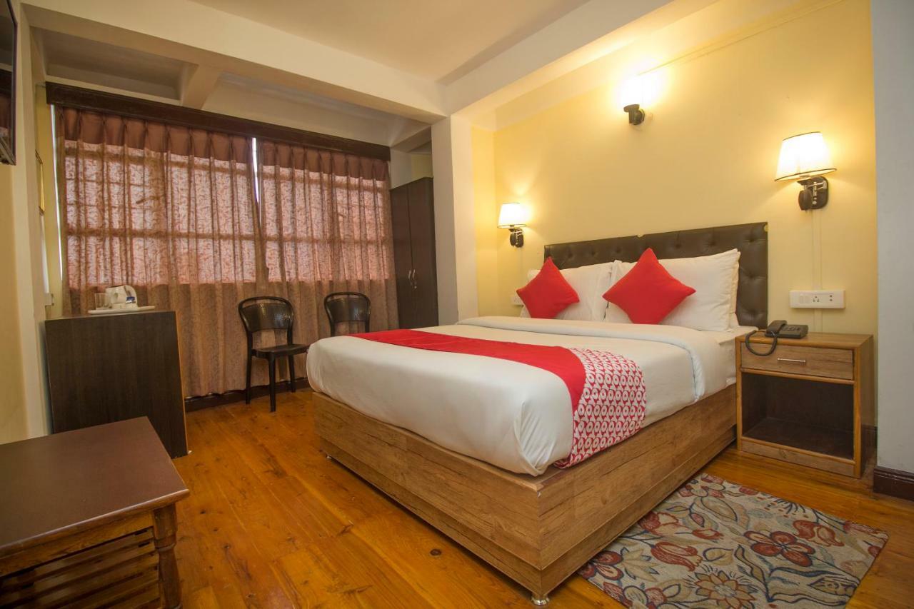 The Pelling Resort Esterno foto
