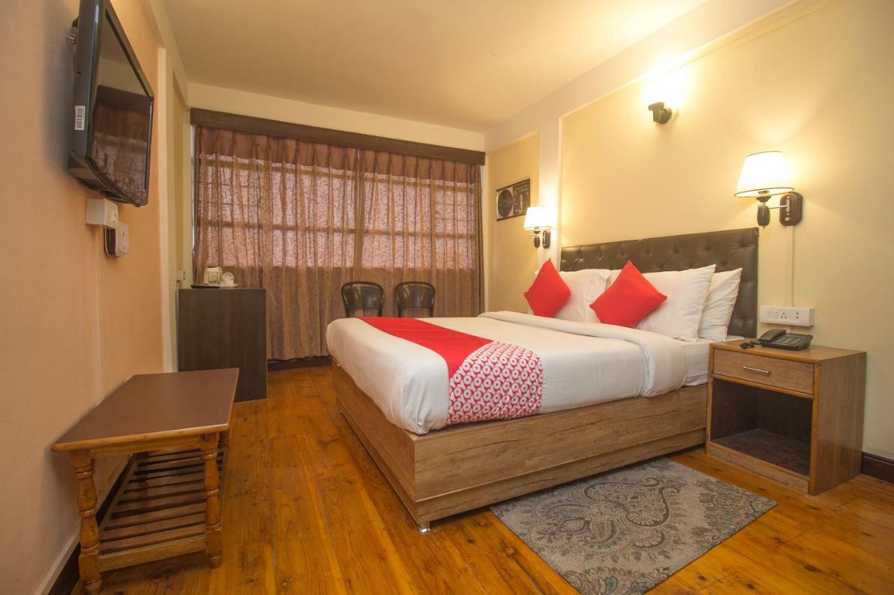 The Pelling Resort Esterno foto