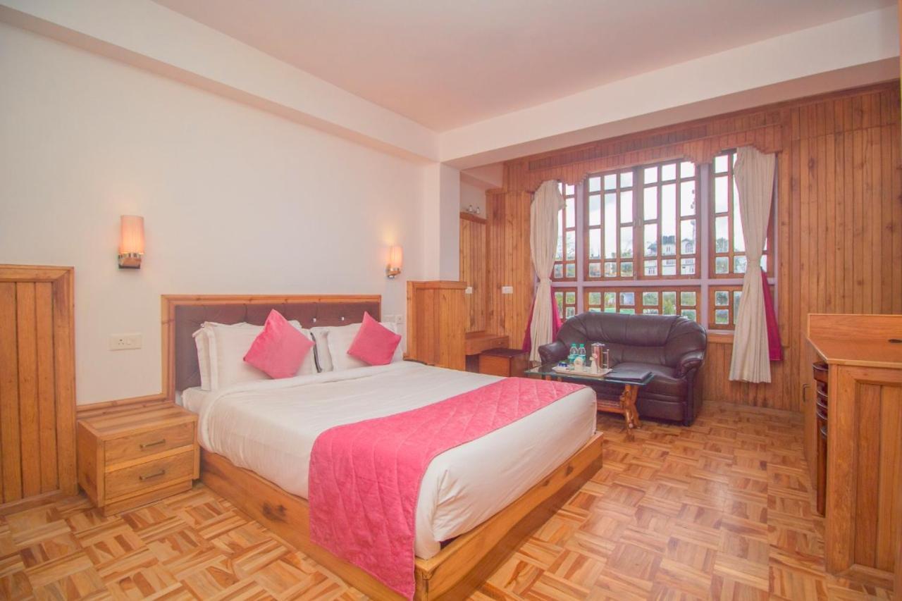 The Pelling Resort Esterno foto