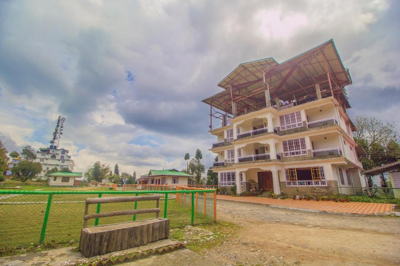 The Pelling Resort Esterno foto